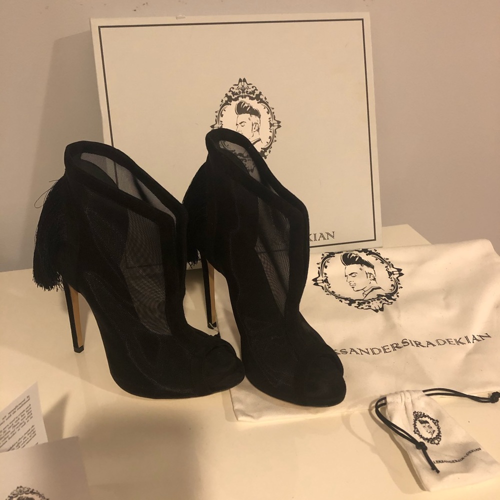 Aleksander Siradekian High heel black shoes